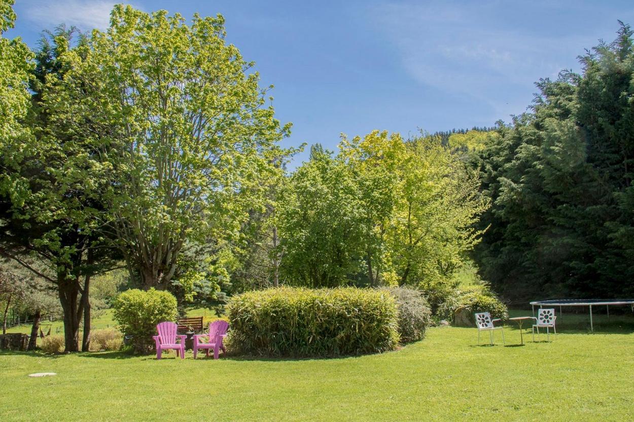 Vals-pres-le-Puy Domaine De Bauzit Bed & Breakfast エクステリア 写真